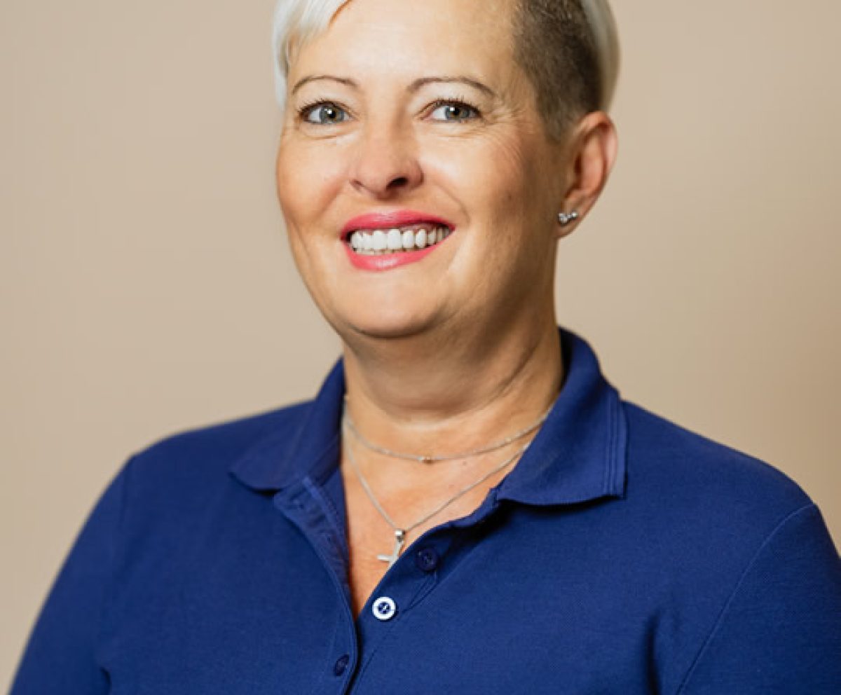 Frau Ildikó Horváth